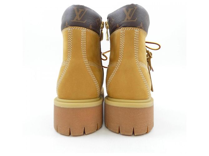 Botines Louis Vuitton LVxTIMBERLAND - vista 5