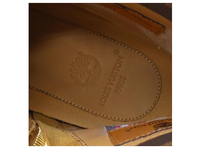 Botines Louis Vuitton LVxTIMBERLAND - vista 6