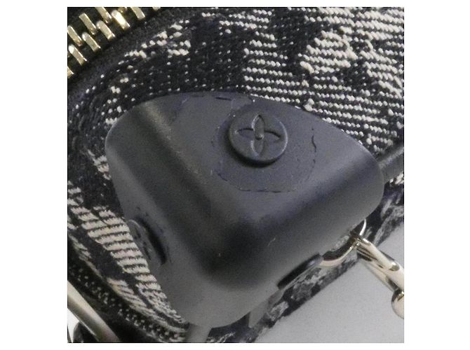Bolso de hombro Louis Vuitton Monogram Tapestry Mini Soft Trunk - vista 4