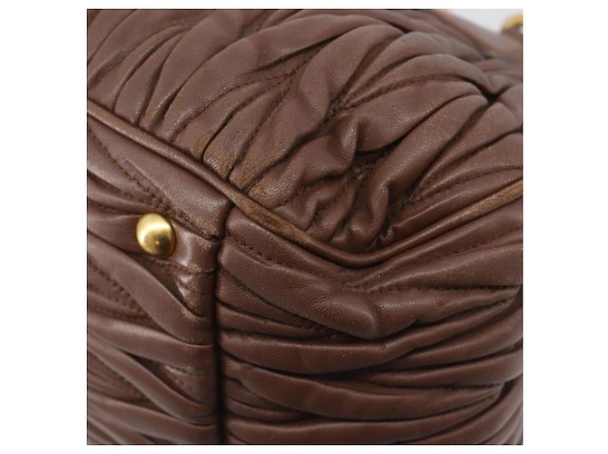 Miu Miu Matelasse Hand Bag Leather Brown Gold Auth 212449M - Jerrillo - vista 12