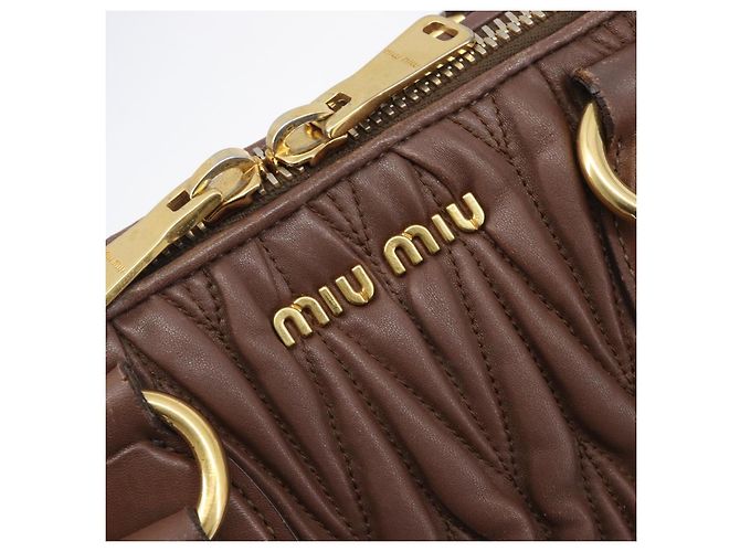 Miu Miu Matelasse Hand Bag Leather Brown Gold Auth 212449M - Jerrillo - vista 18
