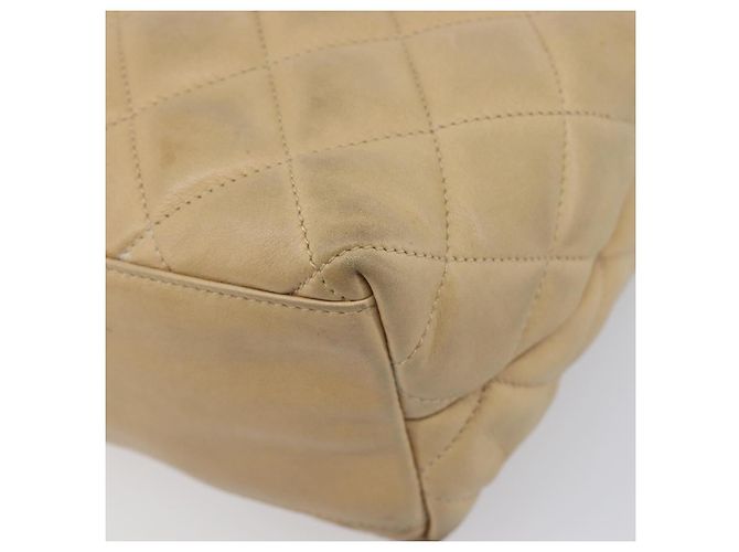 CHANEL Sac à épaule Matelassé à chaîne en agneau Beige Or CC Auth BA16674 - Jerrillo - vue 13
