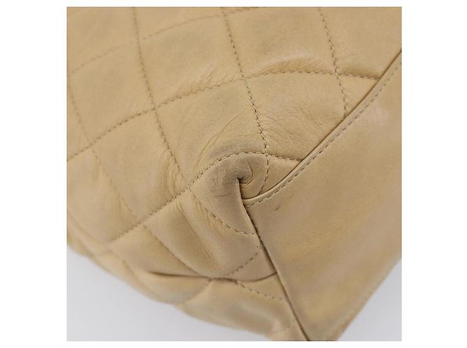 CHANEL Sac à épaule Matelassé à chaîne en agneau Beige Or CC Auth BA16674 - Jerrillo - vue 16