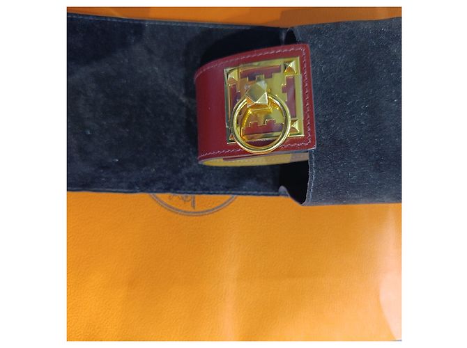 Hermès Bracciale a Polsino in Pelle Bordeaux e Metallo Dorato - vista 6