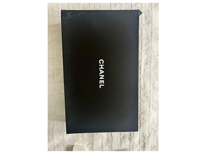 Stivali Chanel in camoscio nero con tacco a blocco - vista 3