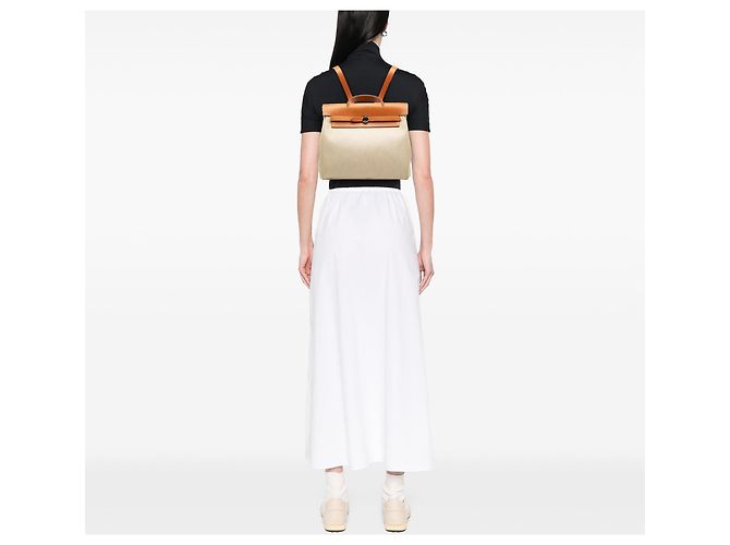Mochila Hermès Toile Herbag PM Beige - vista 8