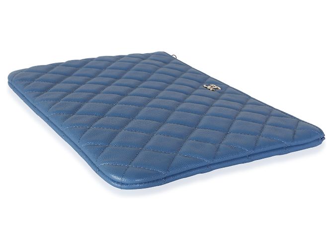 Chanel Blue Quilted Caviar Medium O Case Clutch - Ansicht 6