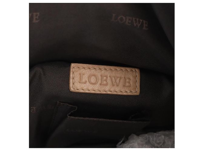 LOEWE Nappa Aire Anagram Hand Bag Leather Yellow Gold Auth ka6859 - Jerrillo - view 16