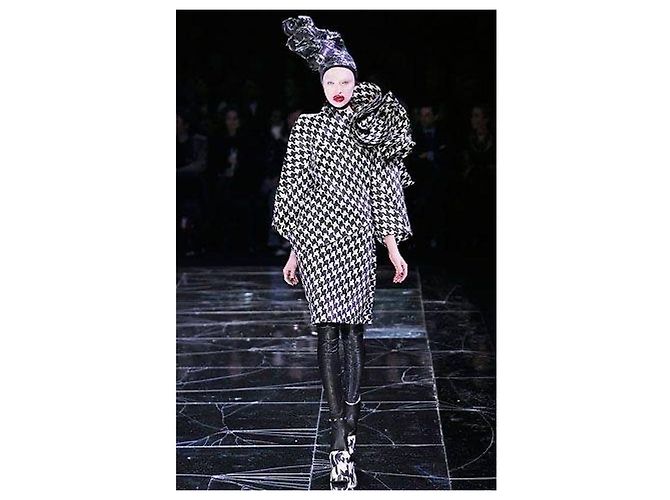 Alexander McQueen FW09 Runway Houndstooth Seidenkleid IT 38 gebraucht - vista 6