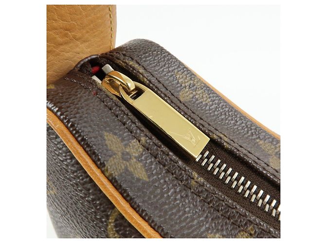 Borsa a tracolla Louis Vuitton Monogram Croissant MM Brown M51512 - vista 14