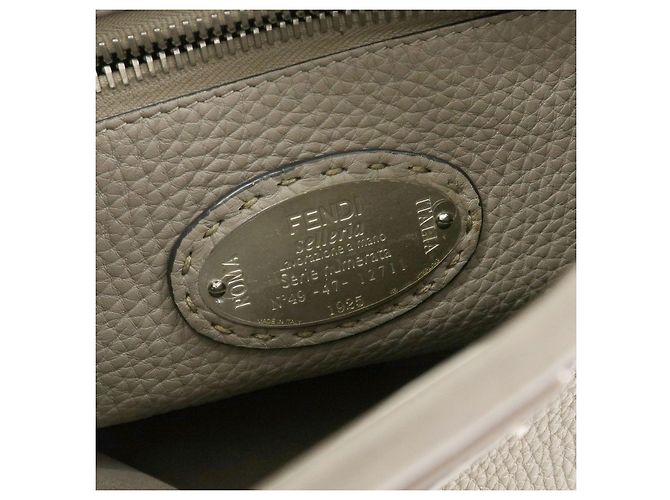 FENDI Peekaboo Medium Borsa 2Way in Pelle Borsa a Mano e a Spalla Greige 8BN290 - vista 24