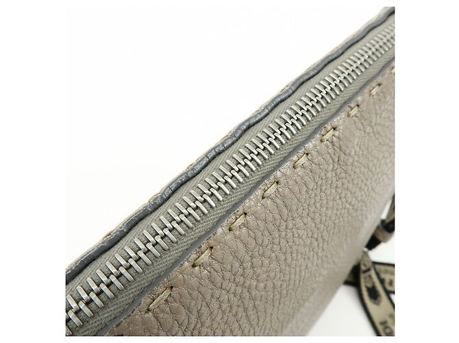 FENDI Selleria Borsa a tracolla in pelle Greige 8BT092 - vista 19