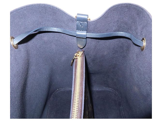 Néonoé Borsa a tracolla Louis Vuitton Monogram Neo Noe Noir M44020 - vista 10