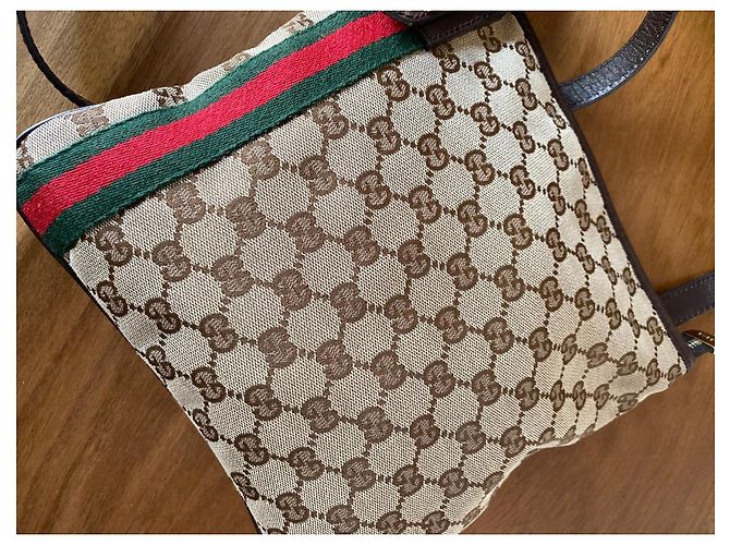 Borsa a tracolla Gucci in tela monogram con striscia verde e rossa - vista 9