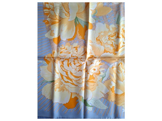Hermès Hermes pañuelo de seda Les Pivoines amarillo azul - vista 7