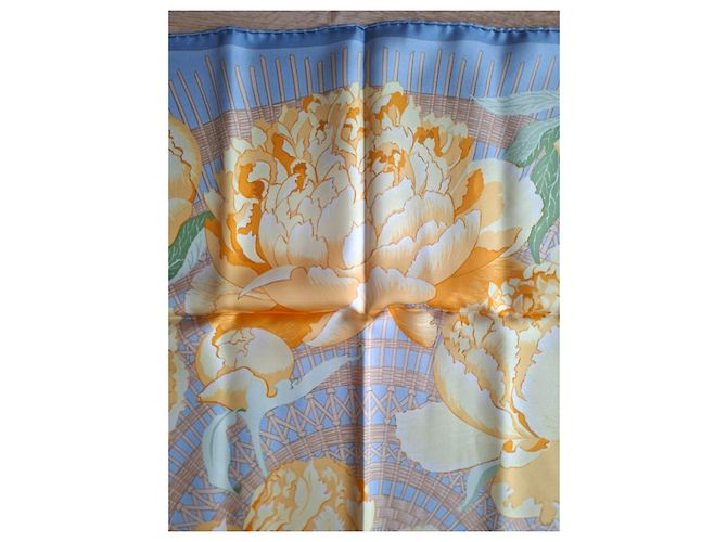 Hermès Hermes pañuelo de seda Les Pivoines amarillo azul - vista 9