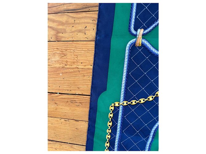 Carré de soie Vintage "Must de Cartier" – Bleu Marine et Vert - vue 3