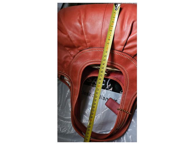 Coach orange Leder-Handtasche mit Kussverschluss - Ansicht 19