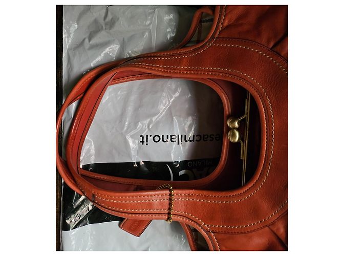 Coach orange Leder-Handtasche mit Kussverschluss - Ansicht 8