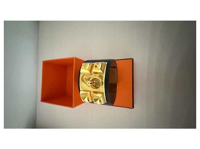 Hermès Hermes Bracciale in pelle nera con finiture dorate - vista 3