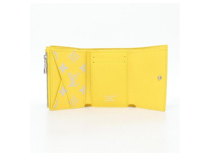 Cartera Louis Vuitton Monogram Glow Victor - vista 4