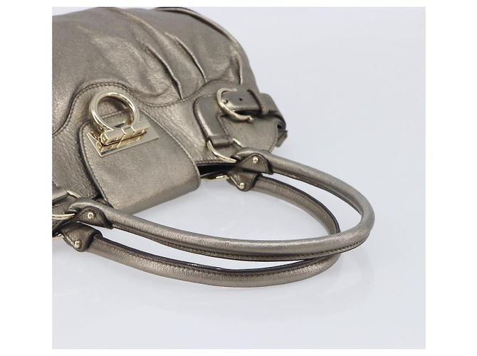 Salvatore Ferragamo Gancini Hand Bag Leather Gold - vista 6