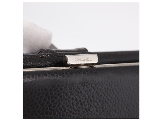 CHANEL Cartera Larga Matelassé Piel Caviar Marrón CC - vista 20