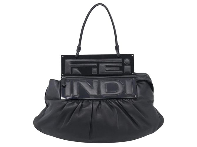 FENDI Shoulder Bag Leather Black Silver 8BN179 - vista 2