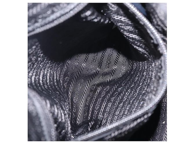PRADA Sac Tote Nylon 2way Noir Doré - vue 27