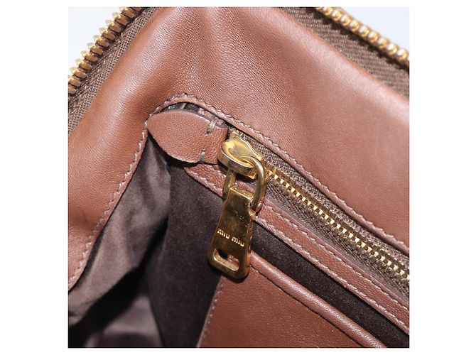 Miu Miu Matelasse Hand Bag Leather Brown Gold - vista 24