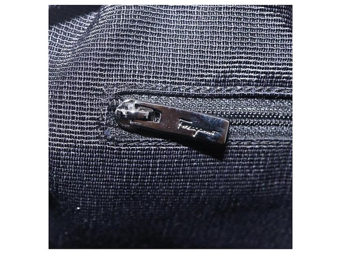 Salvatore Ferragamo Gancini Shoulder Bag Canvas Black Silver - Ansicht 23
