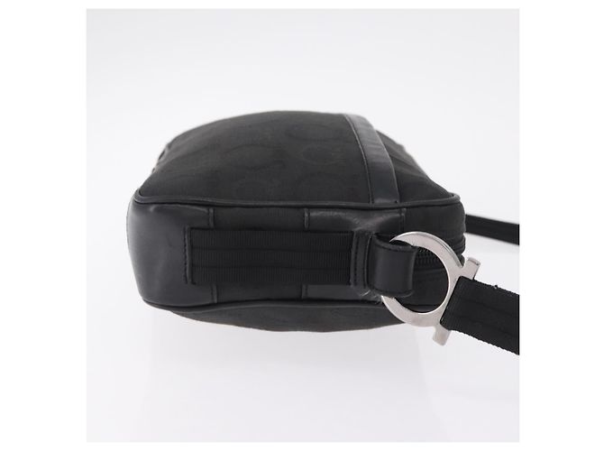 Salvatore Ferragamo Gancini Shoulder Bag Canvas Black Silver - Ansicht 4