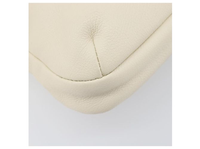 Salvatore Ferragamo Gancini Shoulder Bag Leather Ivory Silver - vista 12
