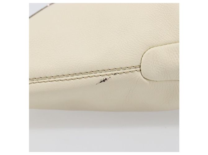 Salvatore Ferragamo Gancini Shoulder Bag Leather Ivory Silver - vista 6