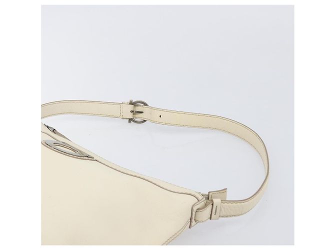 Salvatore Ferragamo Gancini Shoulder Bag Leather Ivory Silver - vista 9