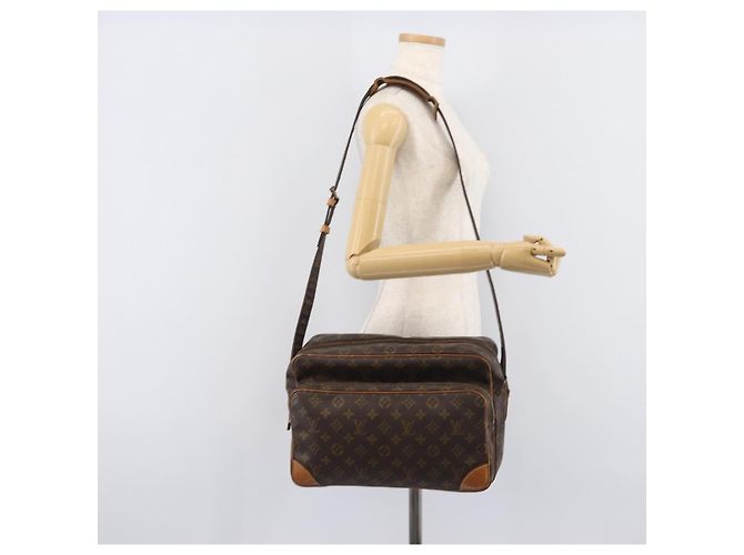 LOUIS VUITTON Bolso de hombro Monogram Nile GM M45242 LV - vista 25