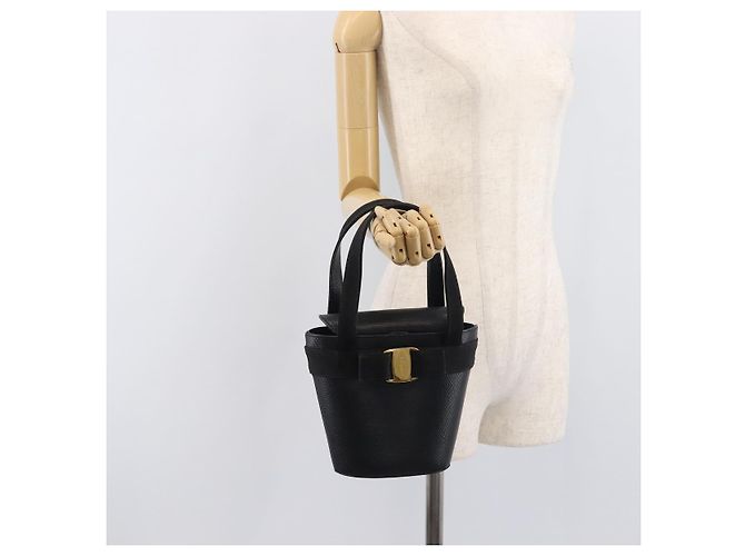 Salvatore Ferragamo Vala Hand Bag Leather Embossed Black Gold - vista 22