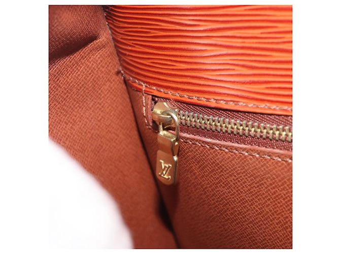 Saint-Cloud LOUIS VUITTON Epi Saint Cloud GM Shoulder Bag Brown M52193 LV - Ansicht 24