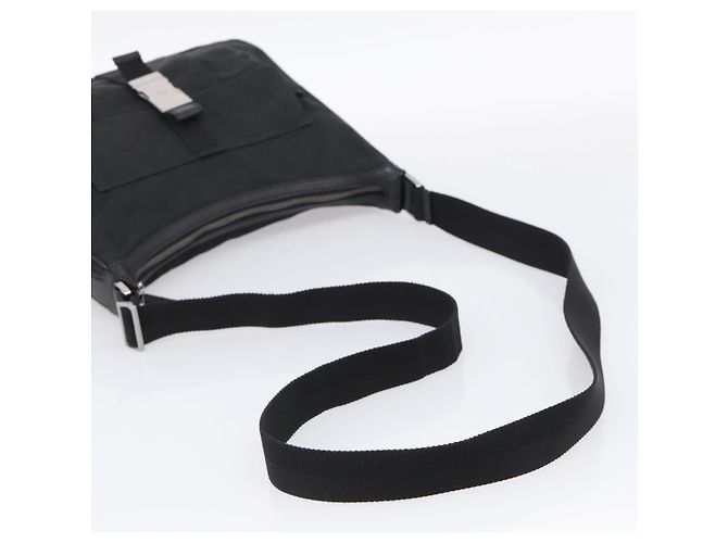 GUCCI GG Canvas Shoulder Bag Black Silver - vista 7