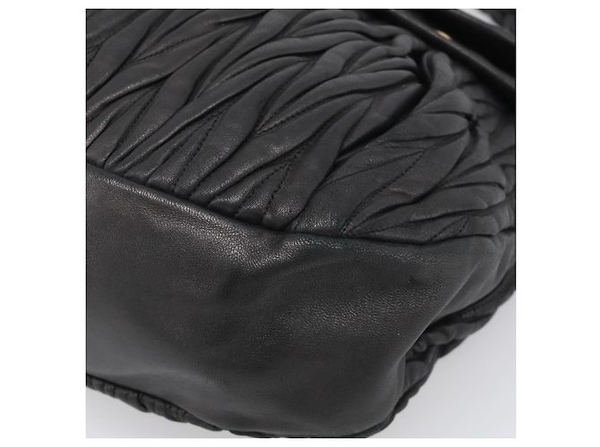 Miu Miu Matelasse Shoulder Bag Leather 2way Black Gold - vista 16