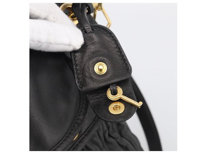 Miu Miu Matelasse Shoulder Bag Leather 2way Black Gold - vista 22
