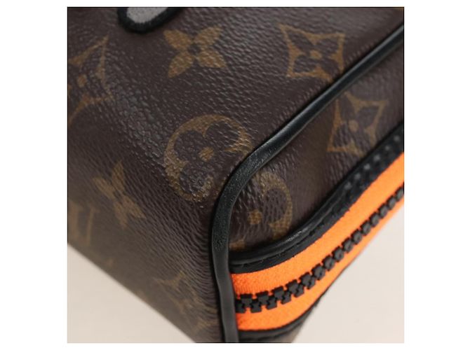 LOUIS VUITTON Monogram LV Friends Keepall Pouch Hand Bag M80130 LV - vista 18