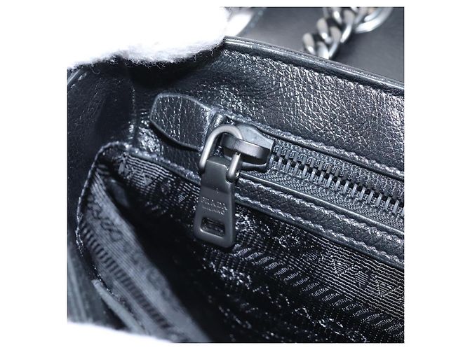 PRADA Chain Shoulder Bag Leather White Black - vista 29