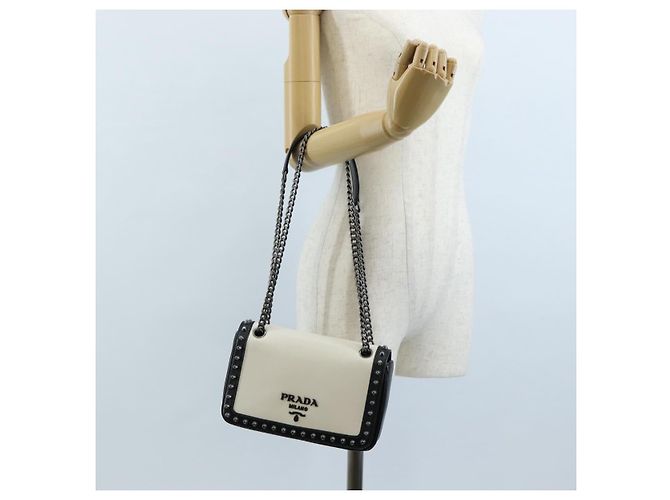 PRADA Chain Shoulder Bag Leather White Black - vista 32