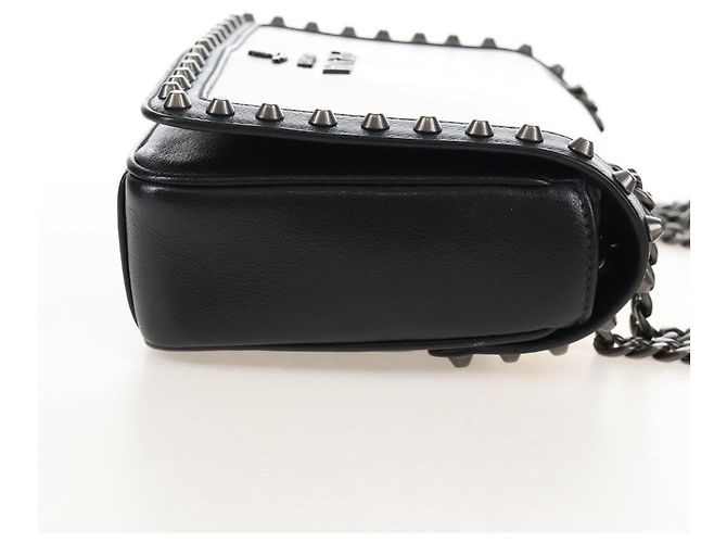 PRADA Chain Shoulder Bag Leather White Black - vista 4