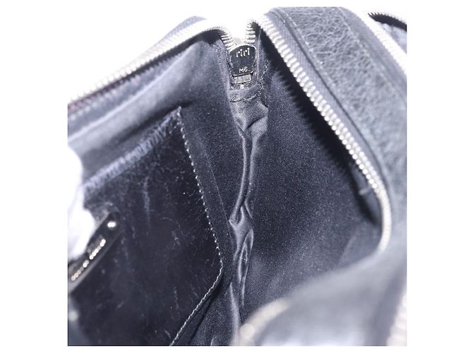 Miu Miu Matelasse Shoulder Bag Leather Black Silver - vista 21