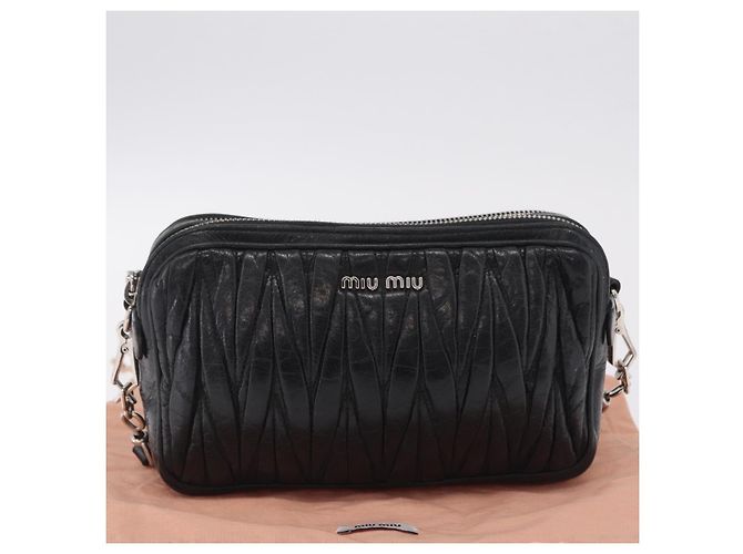 Miu Miu Matelasse Shoulder Bag Leather Black Silver - vista 29