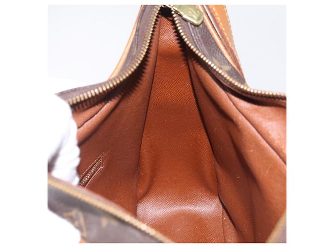 LOUIS VUITTON Monogram Boulogne 30 Shoulder Bag M51265 LV - vista 21