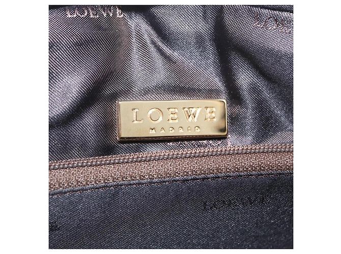 Bolsa de Ombro LOEWE em Camurça Marfim Dourado - vista 16