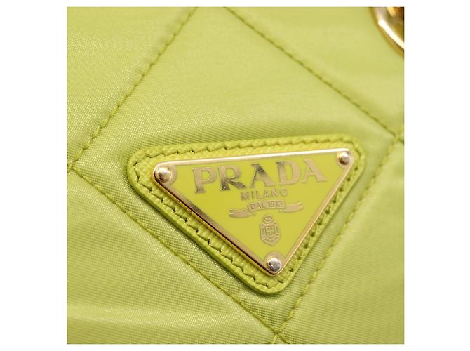PRADA Bolsa de Ombro com Corrente Nylon Lime Green Gold - vista 16